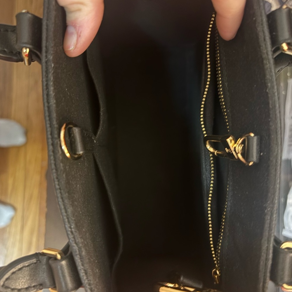 Louis Vuitton Black on the go pm - Picture 6 of 11